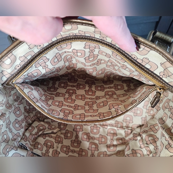 Authentic GUCCI Monogram GG Canvas Jolicoeur Pink and Gold Tote - Picture 11 of 14